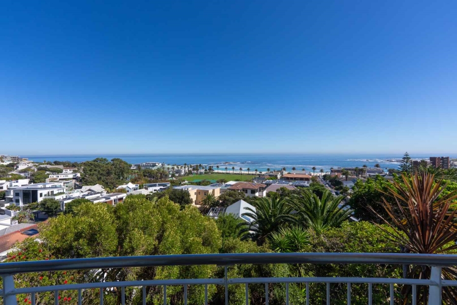 4 Bedroom Property for Sale in Camps Bay Western Cape